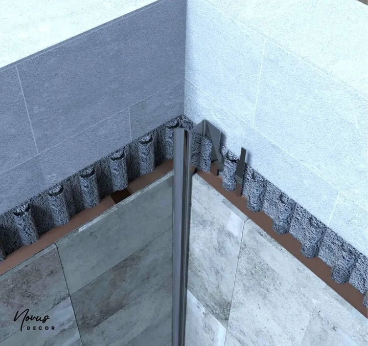colt interior negru lucios