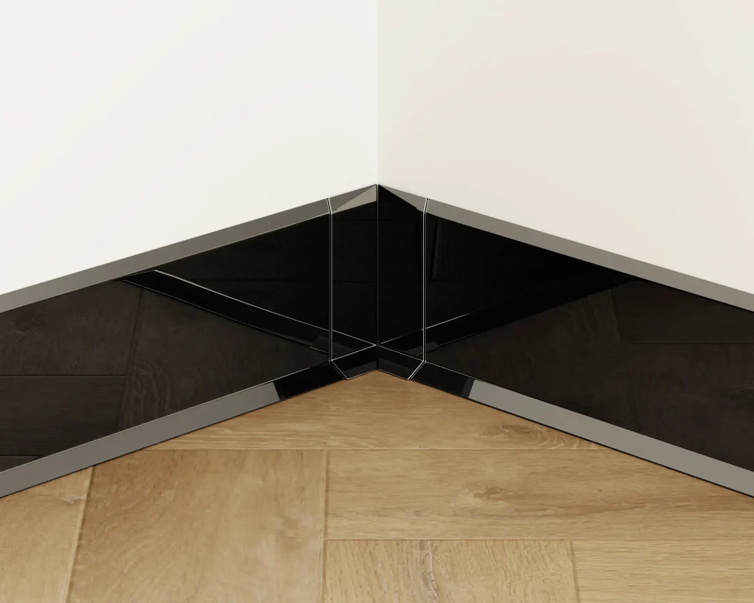 colt interior plinta inox negru mirror